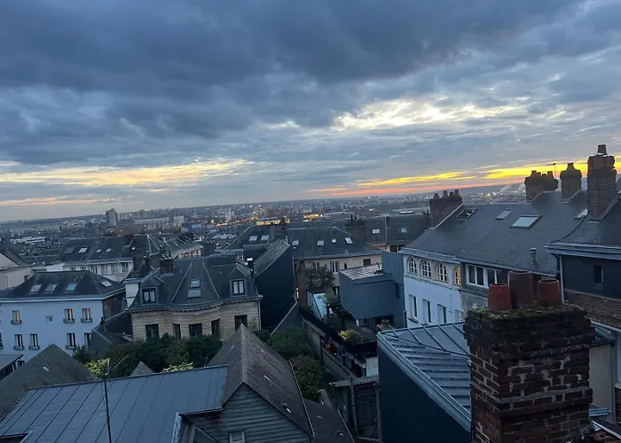 شقة 42m2 - Vieux Marche 8 Min